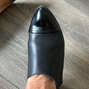 Black flat sling backs